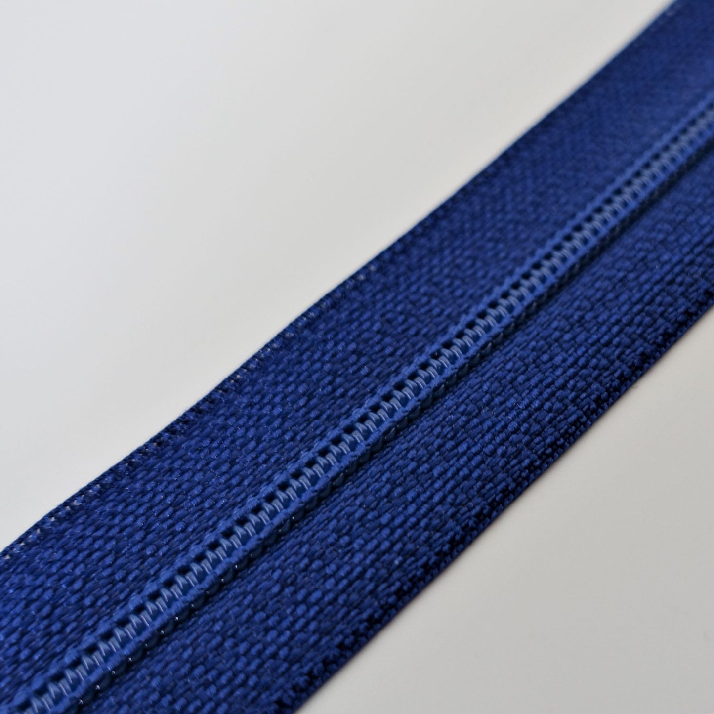 Lynlås spiral 4 mm, metermål, flere farver