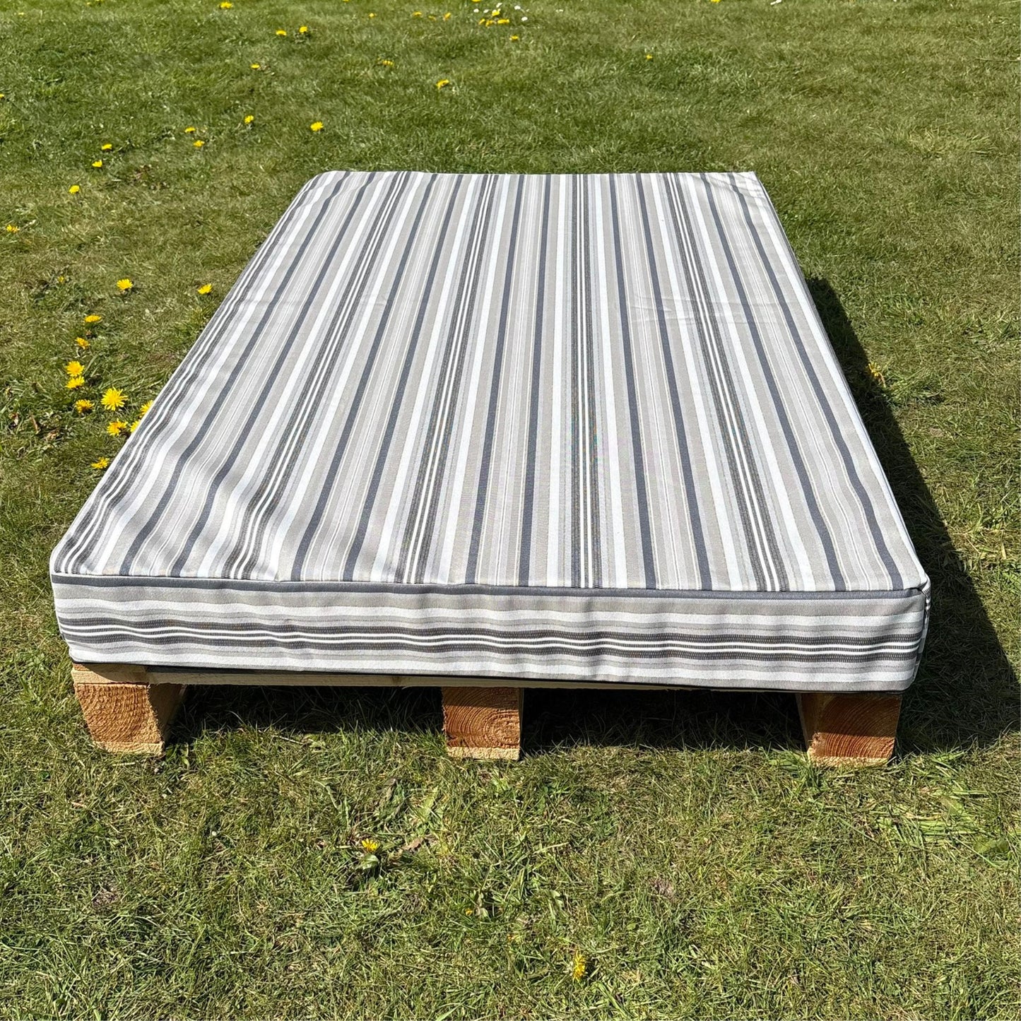 Pallemadras med vandtæt stof 120x80 cm - Flere farver